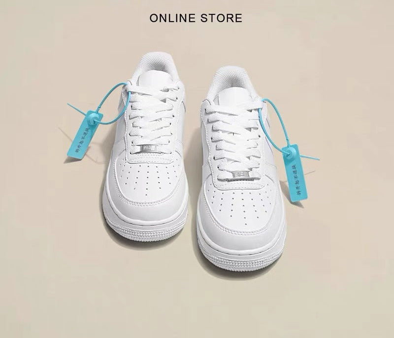 No.1 low-top small white shoes men's and women's couples pure white versatile casual board shoes aj1 sports trend